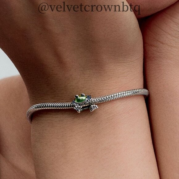 Pandora Climbing Frog Charm|Pendant - Picture 2 of 2